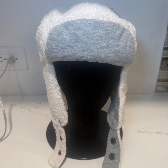 Beige and Grey Champion Logo Reversible Trapper Hat - Picture 1 of 9